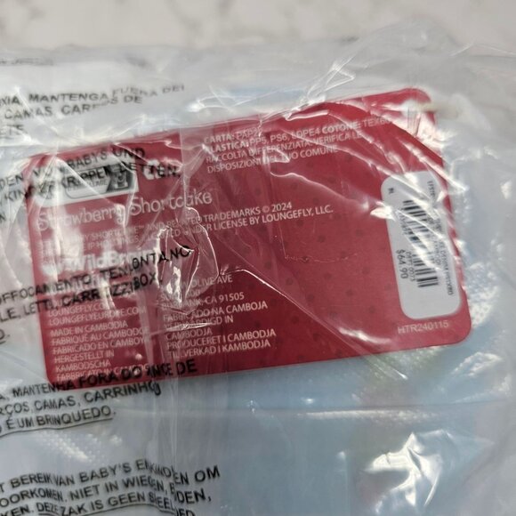 NWT  Loungefly Strawberry Shortcake - Denim Heart Crossbody - Picture 4 of 5